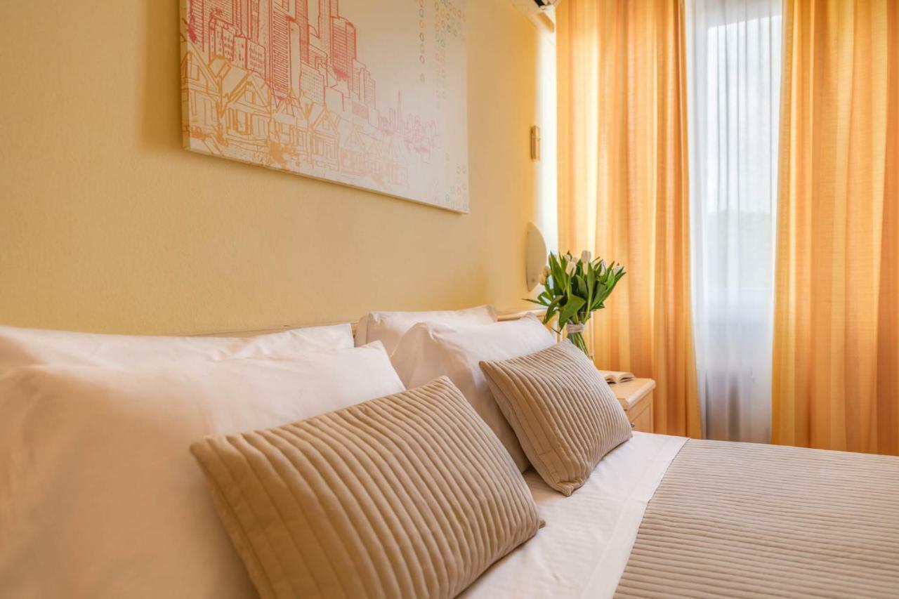 Hotel Massimo Marina di Cecina Extérieur photo
