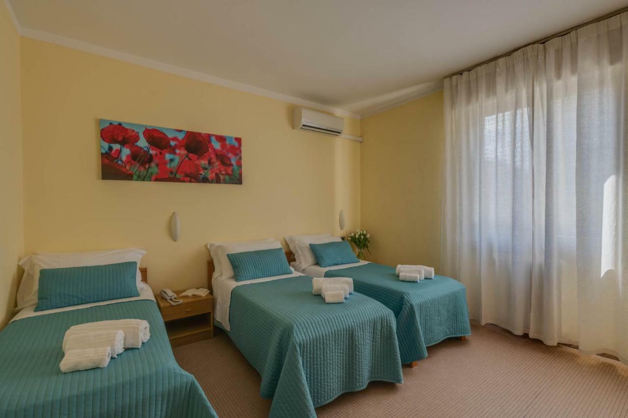 Hotel Massimo Marina di Cecina Extérieur photo