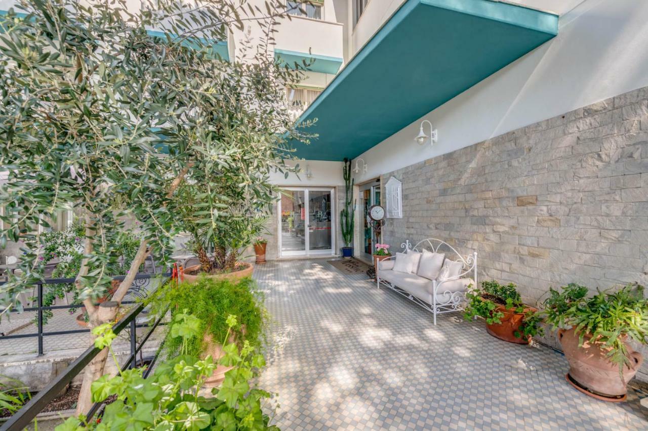 Hotel Massimo Marina di Cecina Extérieur photo