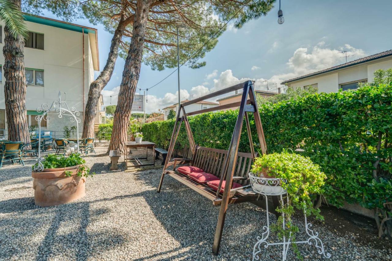Hotel Massimo Marina di Cecina Extérieur photo